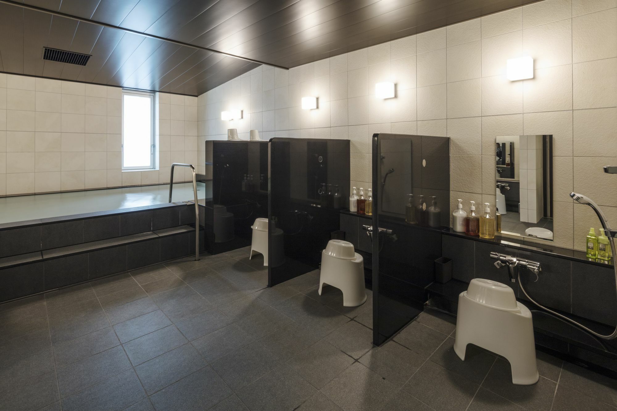 First Cabin Nishiazabu Tokio Zewnętrze zdjęcie